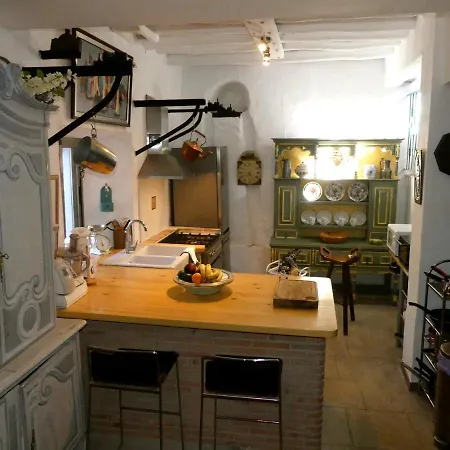 Casa Del Molino Comares